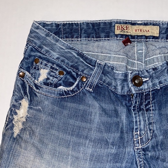 BKE Stella Women’s Size 30 Blue Distressed Jean Shorts - Picture 6 of 14